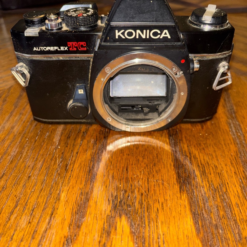 Vintage Konica Autoreflex TC 35mm SLR camera body